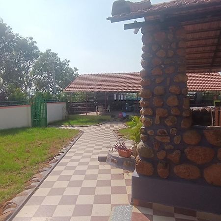 Vara Farms Mulhalli Exterior photo
